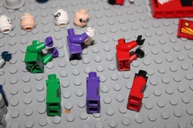 LEGO(6857)DC Comics: Dynamic Duo Funhouse Escape, Used, 100% Complete W/Manual