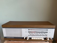 itt radio schaub lorenz uit de jaren 60, behuizing perfect maar geen ontvangst