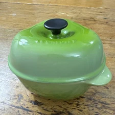 Le Creuset Cocotte Apple Green Tableware Small RARE UNIQUE Canister Butter Dish