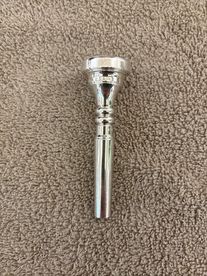 Boquilla Trompeta Marcinkiewicz Modelo 304 Plateada Hecha en EE. UU. Foto 2 de 4