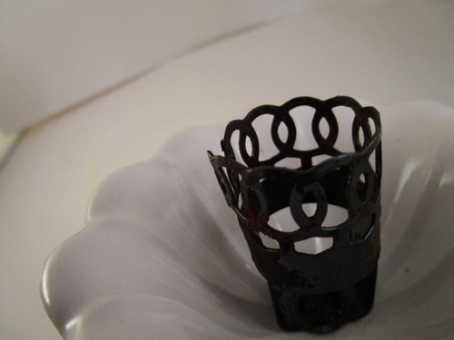 Vintage White Ceramic Metal Frame Candle Holder Sconce - Picture 5 of 10