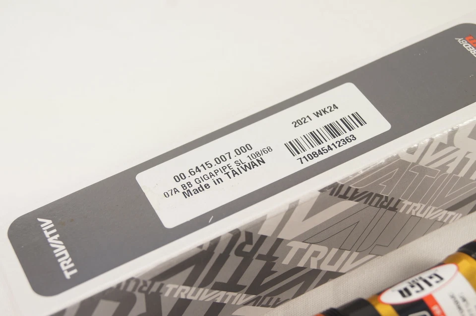 NEW TruVativ Giga Pipe Team SL 68 x 108mm ISIS Bottom Bracket English Thread BSA - Image 3 of 3