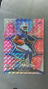 2022 Panini Mosaic Pink Camo Prizm #309 James Cook RC Bills