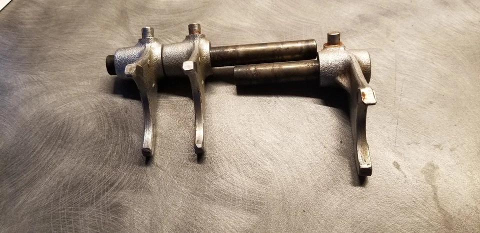 Horquillas de cambio Suzuki RM125 82 Foto 4 de 4