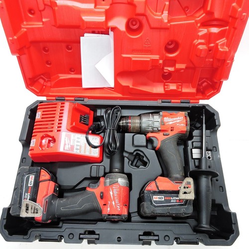 Milwaukee M18 FUEL 18V Drill & Impact Driver Combo Kit W/ 2 Batteries 3697-22