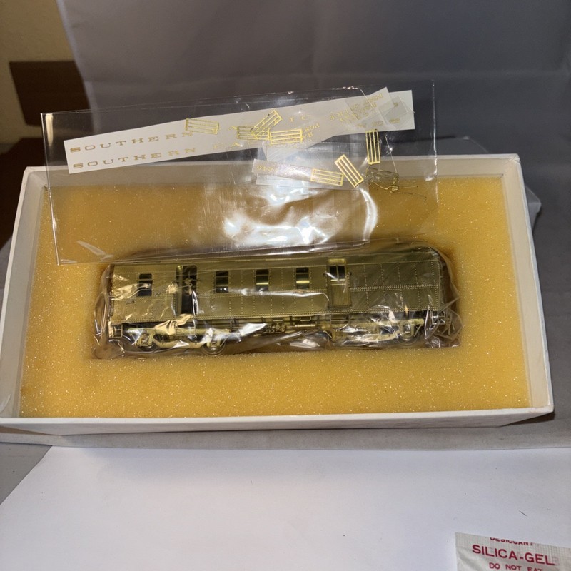 HO Harriman Common Standard 40’ Full RPO Class 40 – P – 1 Brass Mint Condition