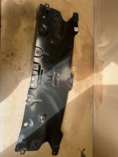 BMW 5 G30 G31 G38 2018 K�hlerverkleidung 7435938 Diesel 195kW RUP5578