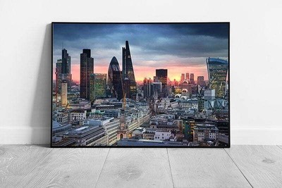 Sonnenuntergang über der Skyline des Londoner Finanzviertels bereit zum Aufhängen Wandkunst