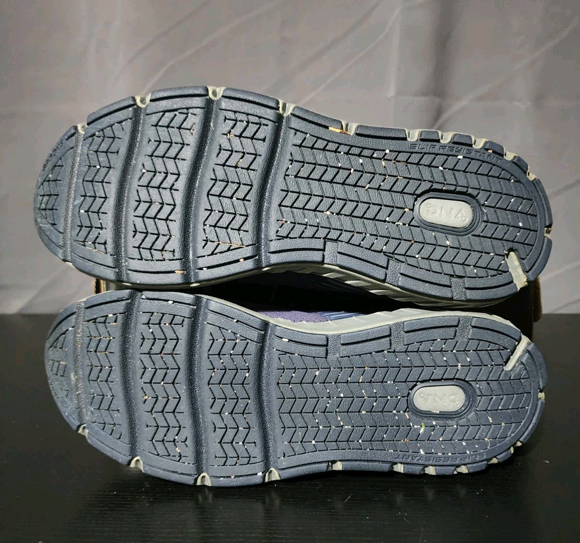 Brooks Addiction Walker Men's Size 12.5 2E (Wide) Suede Sneakers - 1103192E445 image 5