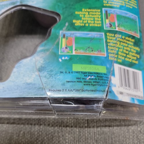 Fishing Champion Sports Feel Games 1997 Tiger Electronics Model 73-101 ungeöffnet - Bild 8 von 9