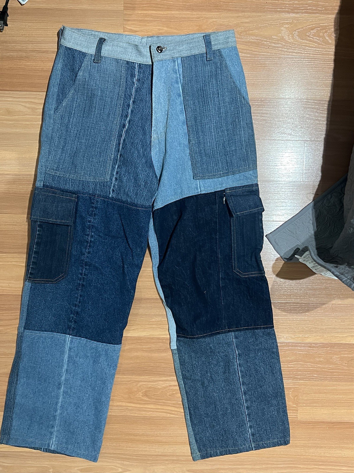 Levi Patchwork Jeans size 32 - image 1