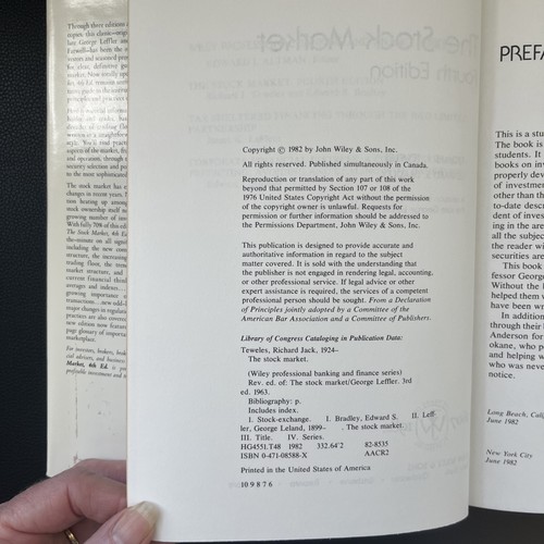 Richard J. Teweles & Edward S. Bradley THE STOCK MARKET 4th Edition NICE - Imagen 9 de 12