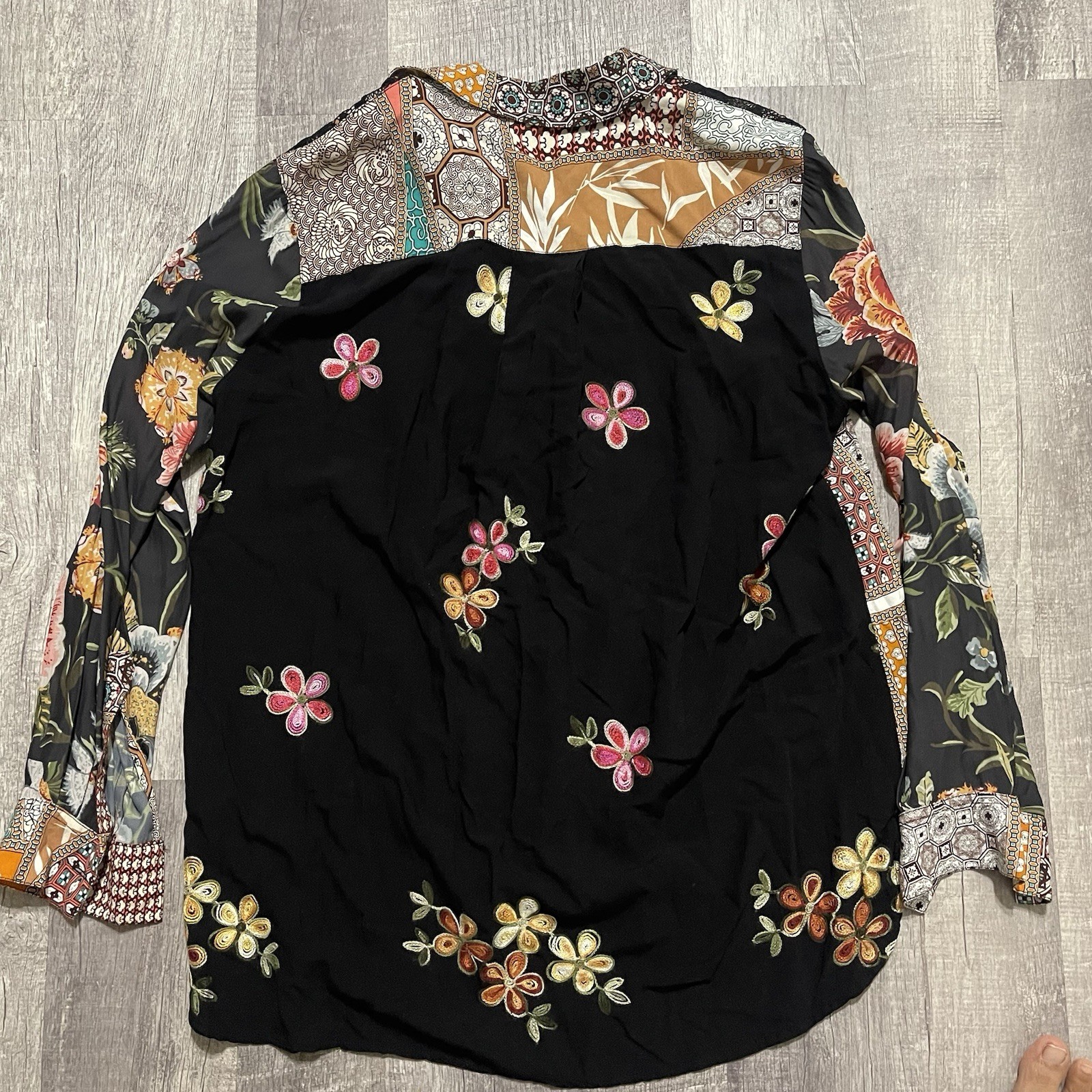 John Mark Patchwork Floral Button Down Tunic Shir… - image 6