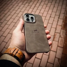 LUMAZI Handmade Full-Grain Leather MagSafe iPhone 15/16 Pro/Pro Max Case