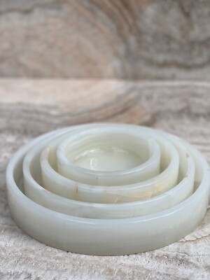 Onyx Obstschale aus Naturstein in der Farbe Beige