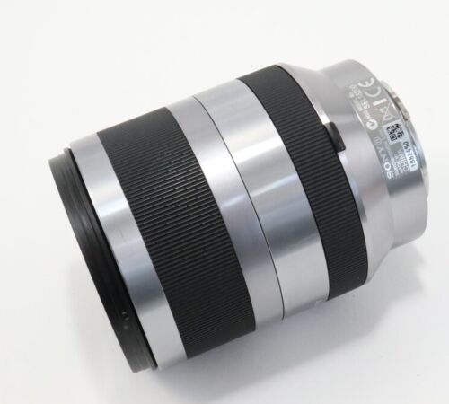 SONY SEL18200 High Magnification ZoomLens E 18-200mm F3.5-6.3 Sony-E Mount - Picture 1 of 1