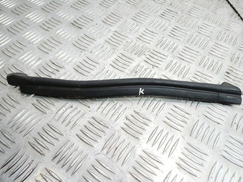 BMW 3 (E46) 2003 Links Gummidichtung Motorraum UST32026