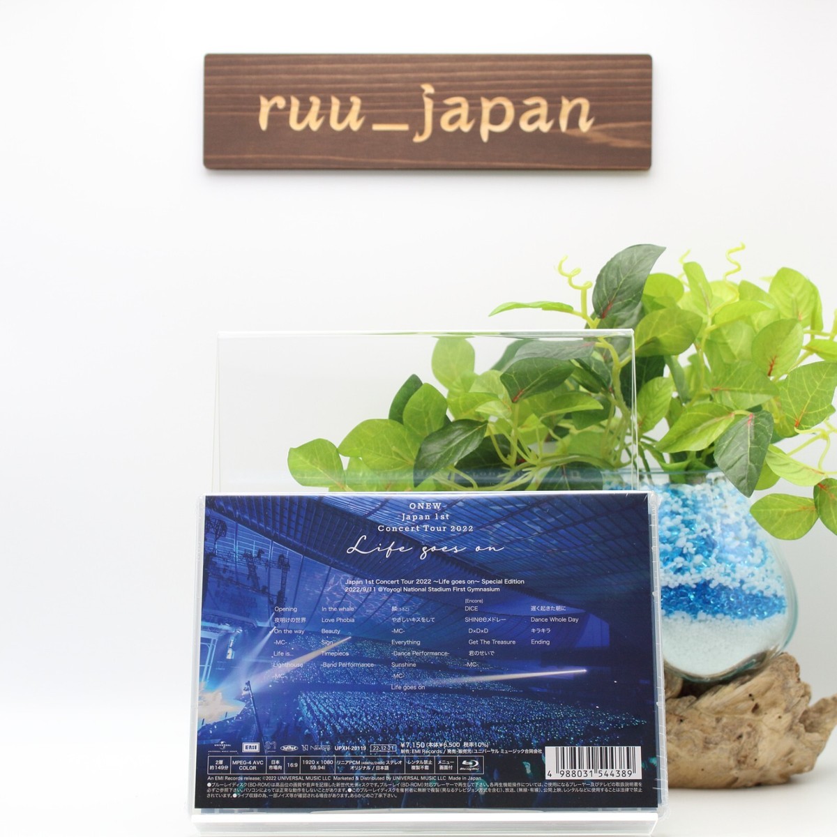 SHINee ONEW Japan 1st Concert Tour 2022 Life goes on Blu-ray SHINee ONEW Japan 1st Concert Tour 2022 Life goes on Blu-ray