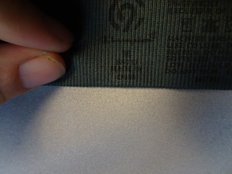 Sujetador Champion para mujer bralette camuflaje verde medio Foto 4 de 4