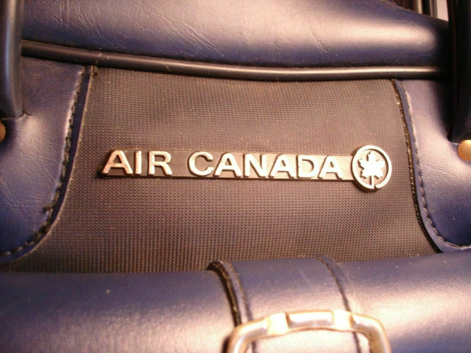 Vintage Air Canada bag airline - Image 4 of 4