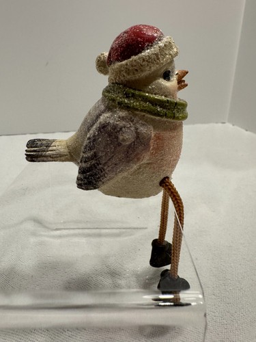 2 Small Resin Birds Red and Cream Christmas Shelf Sitters w/Dangle Legs - Picture 9 of 15