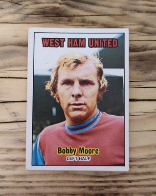 Bobby Moore - A&BC Football Orange Back Card 1970 - No 242 - West Ham United