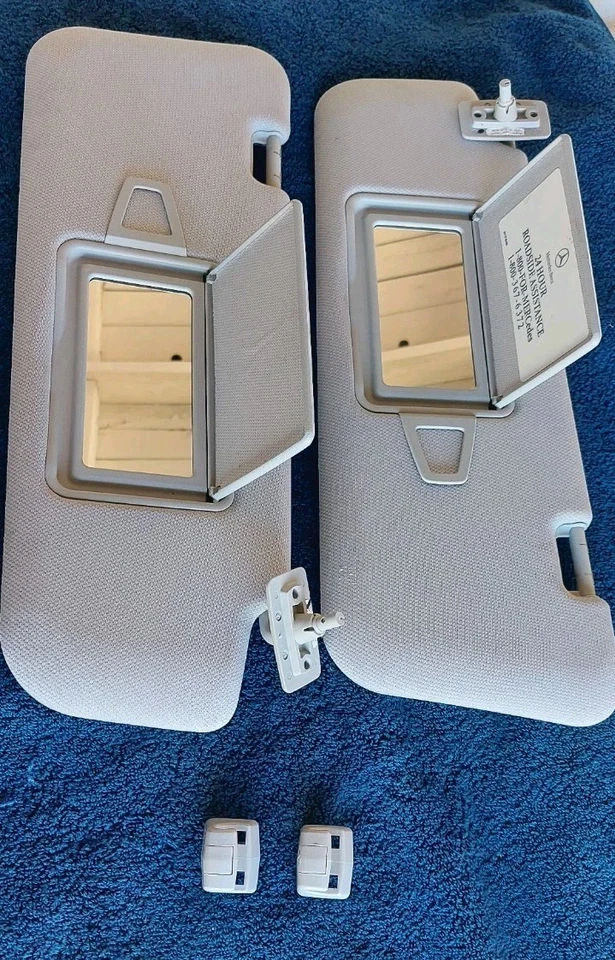 2006 MERCEDES-BENZ CLS 500 PAR DE PARA-SÓIS CINZA/CINZA FABRICANTE DE EQUIPAMENTO ORIGINAL W219 CLS500 - Imagem 3 de 4