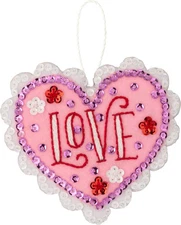 Bucilla Felt Ornaments Applique Kit Set Of 4-Heartfelt Treasures
