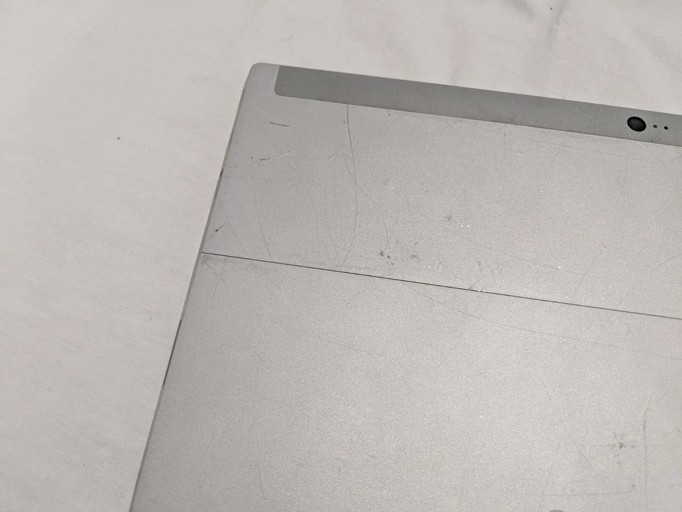 Microsoft Surface 2 32GB, Wi-Fi, 10.6in - Magnesium- Main Screen Only - Image 3 of 4