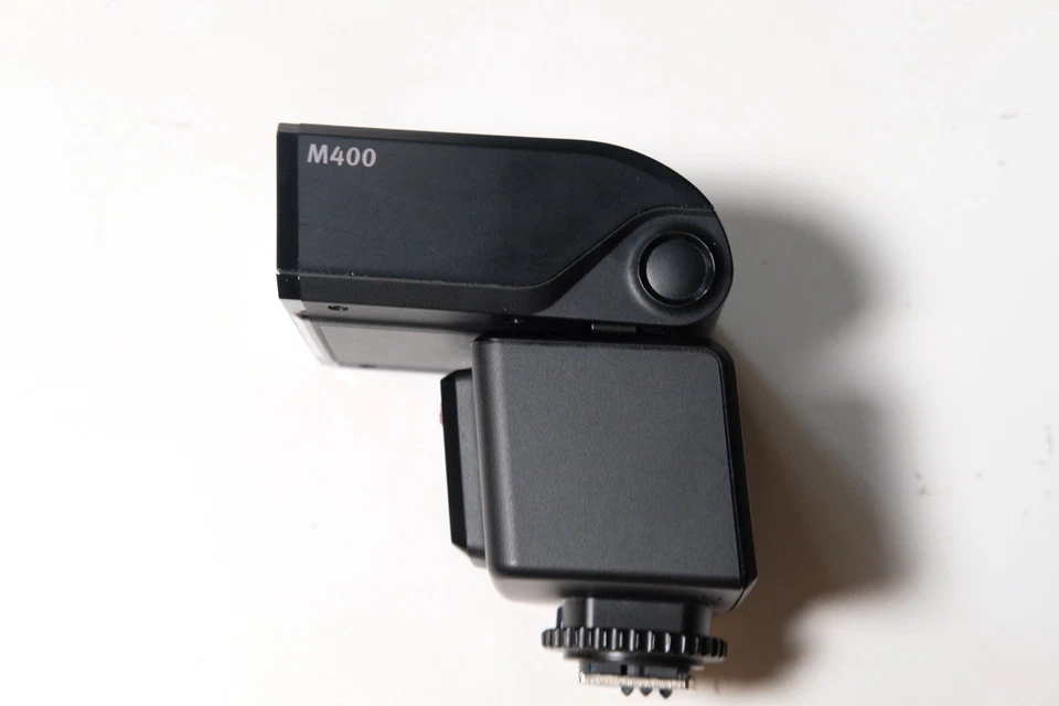 Flash compacto Metz Mecablitz M400 para Fujifilm Foto 3 de 4