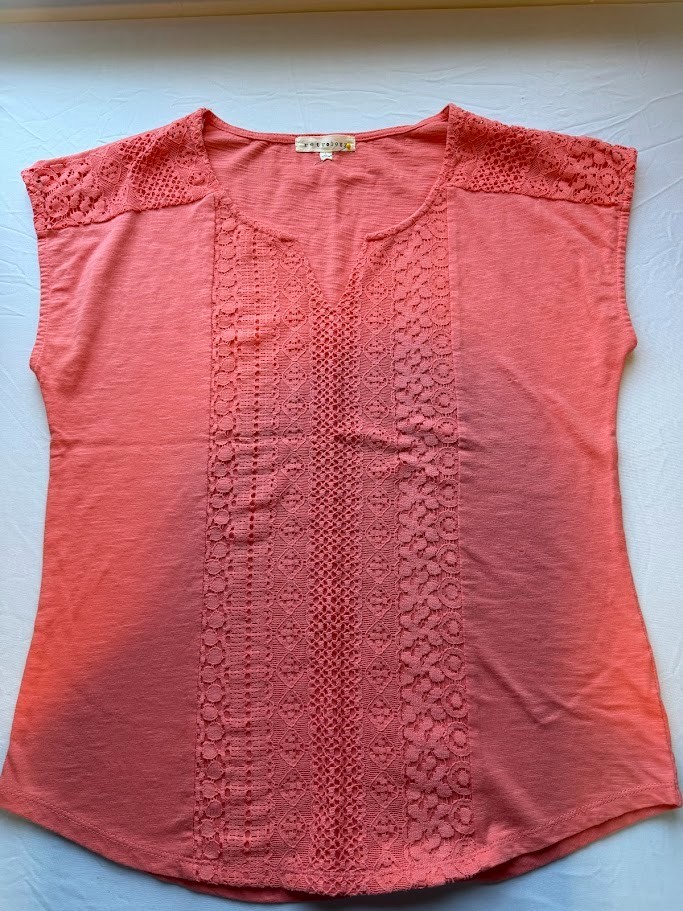 Women's boho cotton shirt perfect for any summer occasion - Size large
