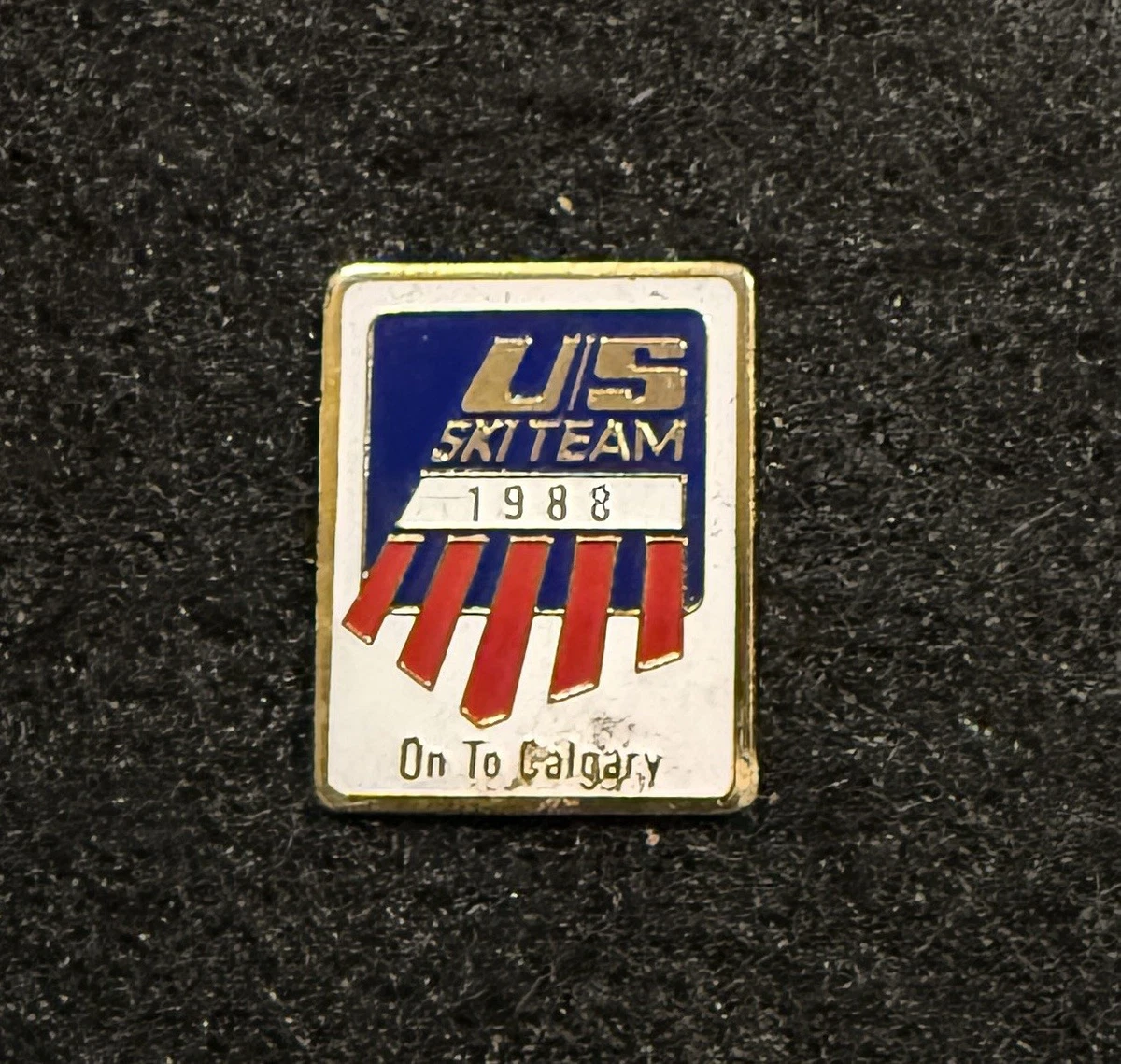 1988年 カルガリーオリンピック 日本テレビ ピンバッジ 1988年 カルガリーオリンピック 日本テレビ ピンバッジ 25+ 1988