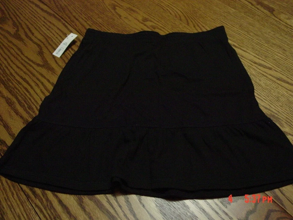 Falda ligera para niñas de Faded Glory Foto 2 de 3