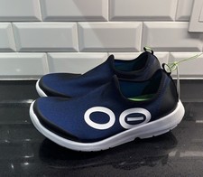 OOFOS OOmg Sport Recovery Shoes Mens Size 10 NWT Slip On Blue