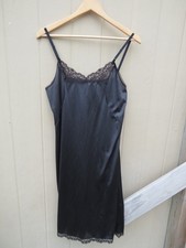 Vintage Sears Black 100 Nylon Anti-cling Slip Sz 36 Large