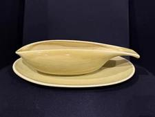 Vintage Russel Wright American Modern Chartreuse Green Gravy Boat & Under Plate