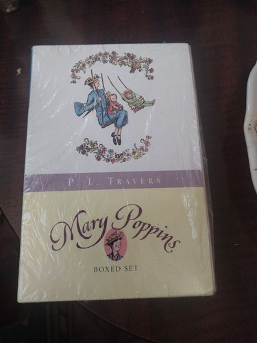 Mary Poppins Set mit drei entzückenden Geschichten versiegelte Verpackung P. L. Travers - Bild 2 von 11