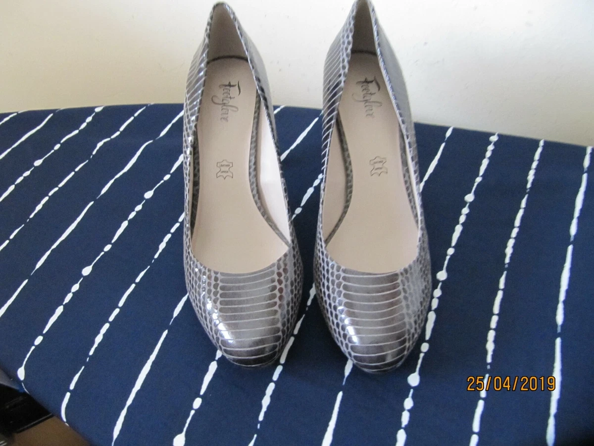 Update 108+ footglove shoes best kenmei.edu.vn