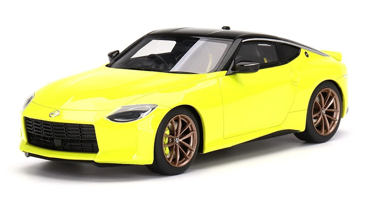 TSM 1:18 NISSAN FAIRLADY Z PROTO SPEC 2023 IKAZUCHI YELLOW RHD TOP