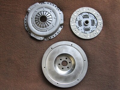 NEU !!! OMEGA B  2,0  2,2  SCHWUNGRAD + KUPPLUNG + SCHRAUBEN