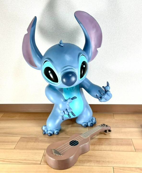 Lilo & Stitch guitar big figure pottery alien prototype Disney