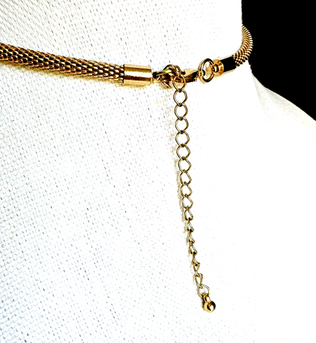 Collana Bavaglino Girocollo Dichiarazione Martellato Dippled Tono Oro Maglia Catena Adj 15" - Foto 4 di 12