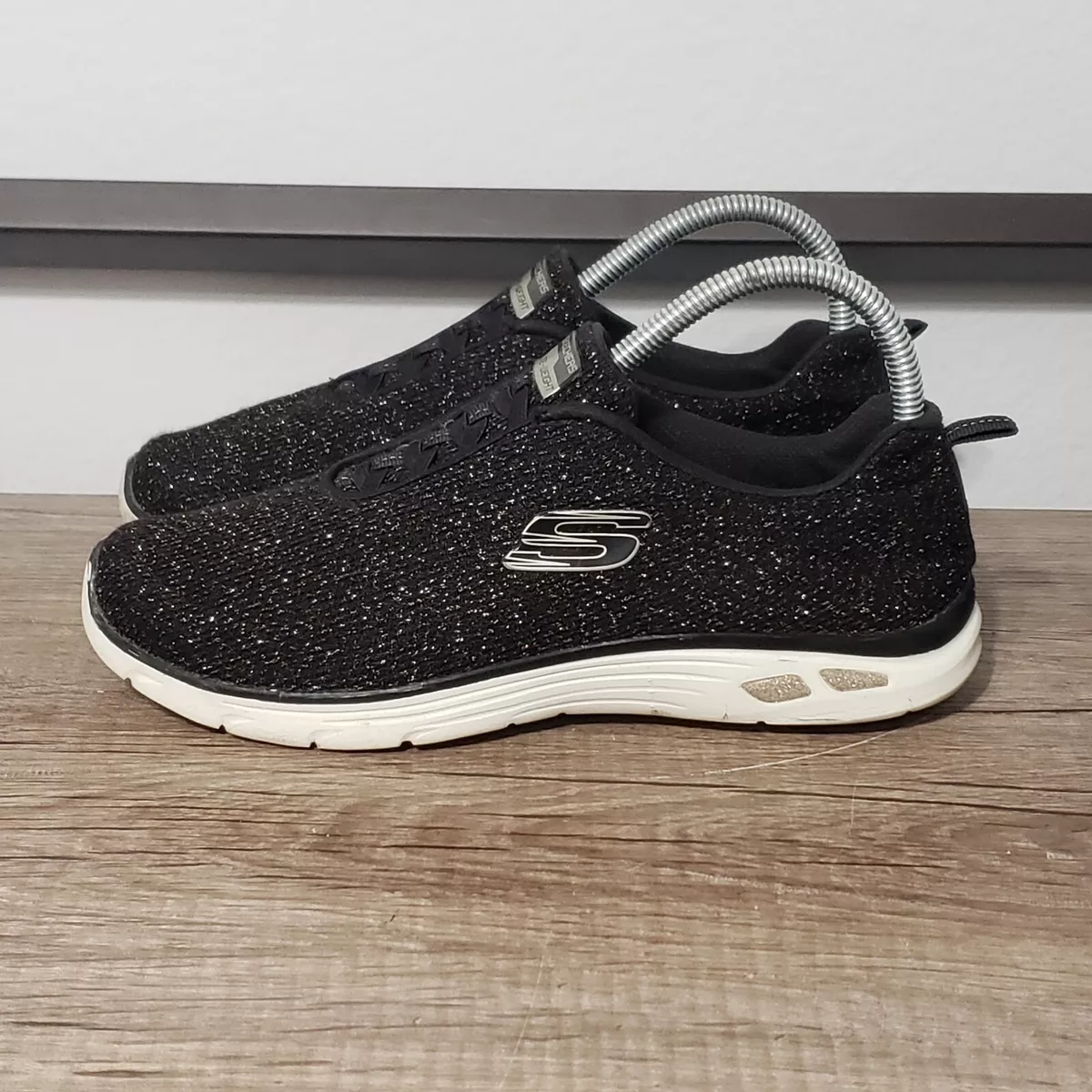 Skechers Empire D lux Burn Bright Women s Slip On Shoes Size 7 Black