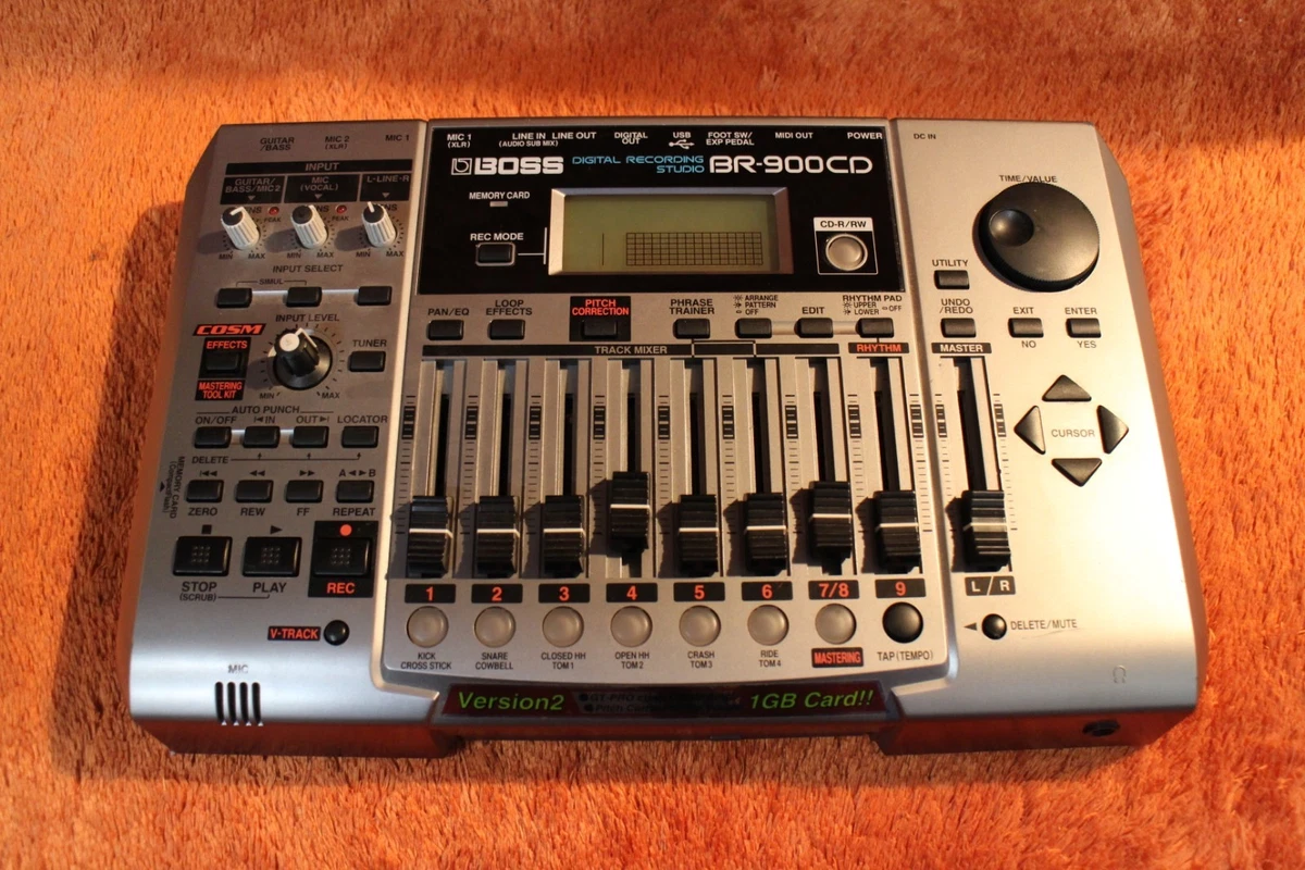 BOSS BR-900CD MTR