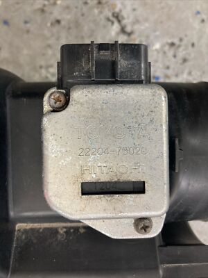 2003-2005 Toyota 4Runner 4.7L Air Cleaner Filter Housing Box Top