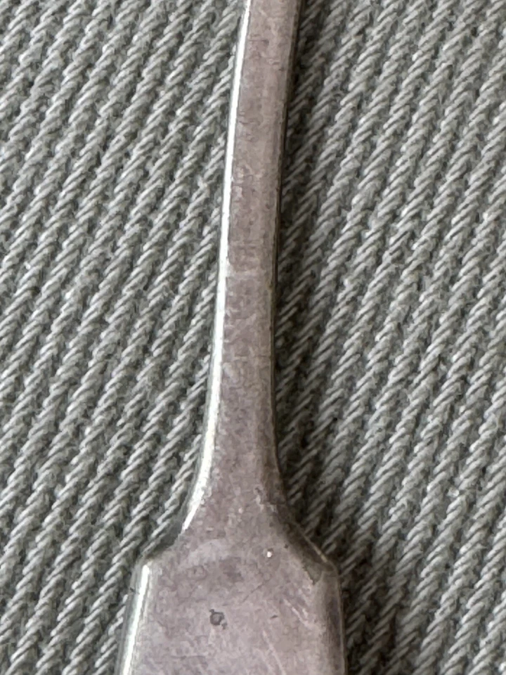 Антикварная серебряная чайная ложка 19th Coin 3,5 дюйма для соли — детская ложка — Watson & Pelton - Изображение 3 из 4