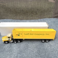 Winross 1:64 Yellow Diecast Truck Lodi Nut Co...