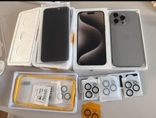 Apple iPhone 15 Pro Max - 256GB - Titan Natur (Ohne Simlock)