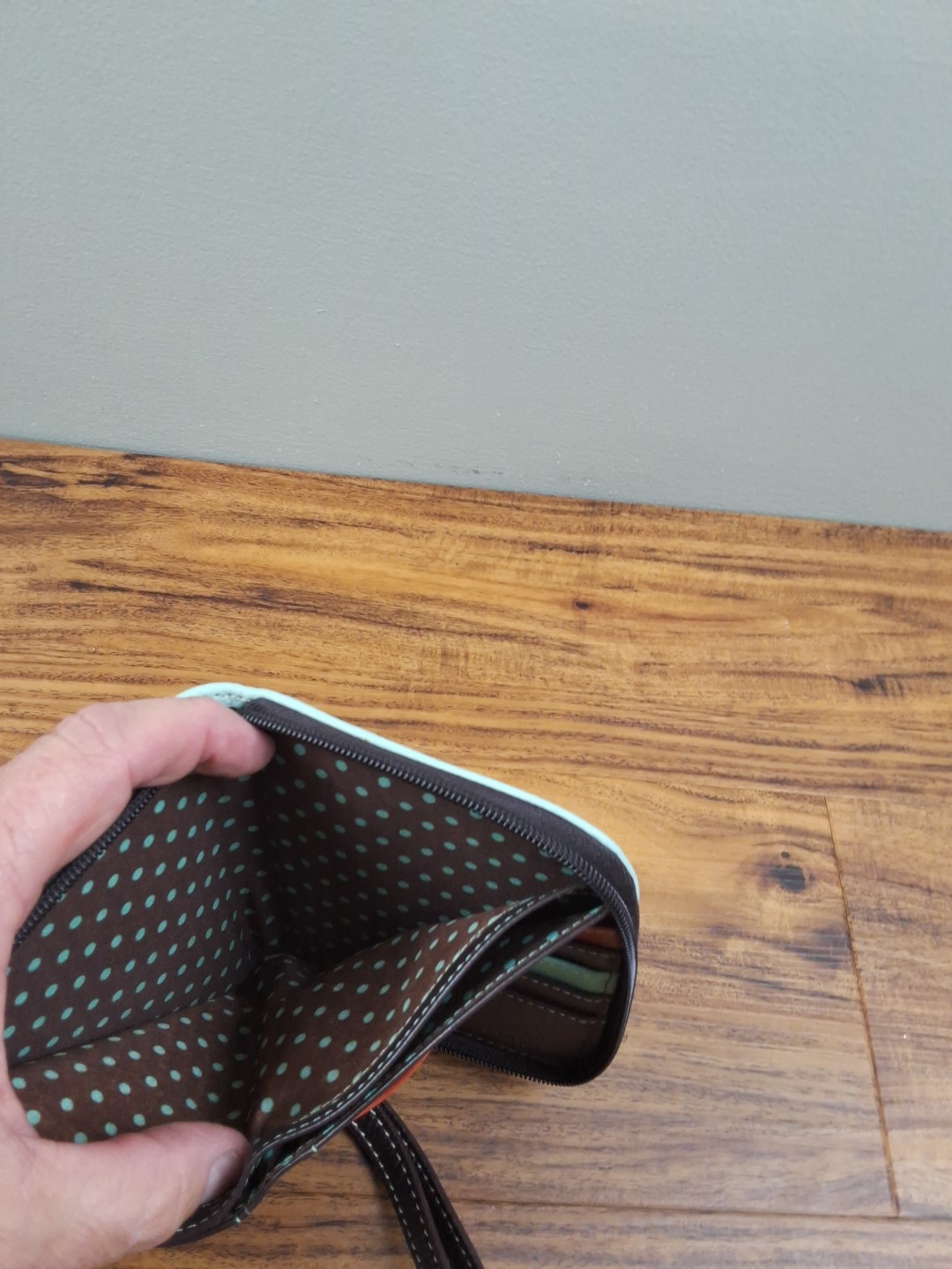 Chala Turtle Zip Around MultiPocket Wristlet Wall… - image 7