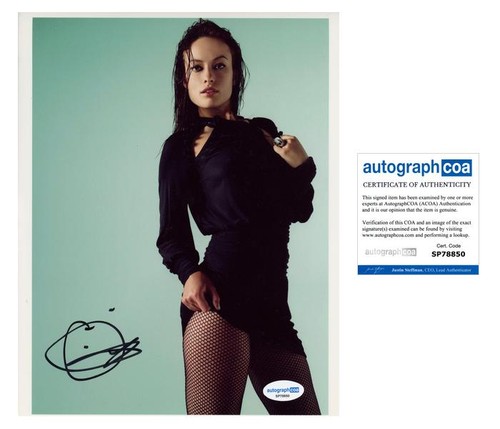 Olivia Wilde "House" AUTOGRAPH Signed Autographed 8x10 Photo B ACOA